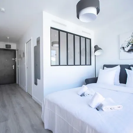 Cosy Flat In Ll מלון דירות פריז