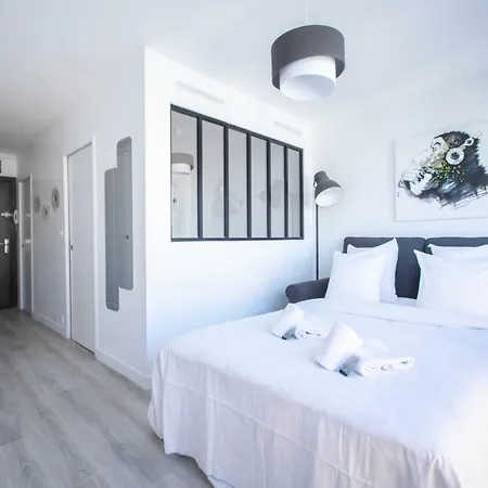 Cosy Flat In Ll 아파트호텔